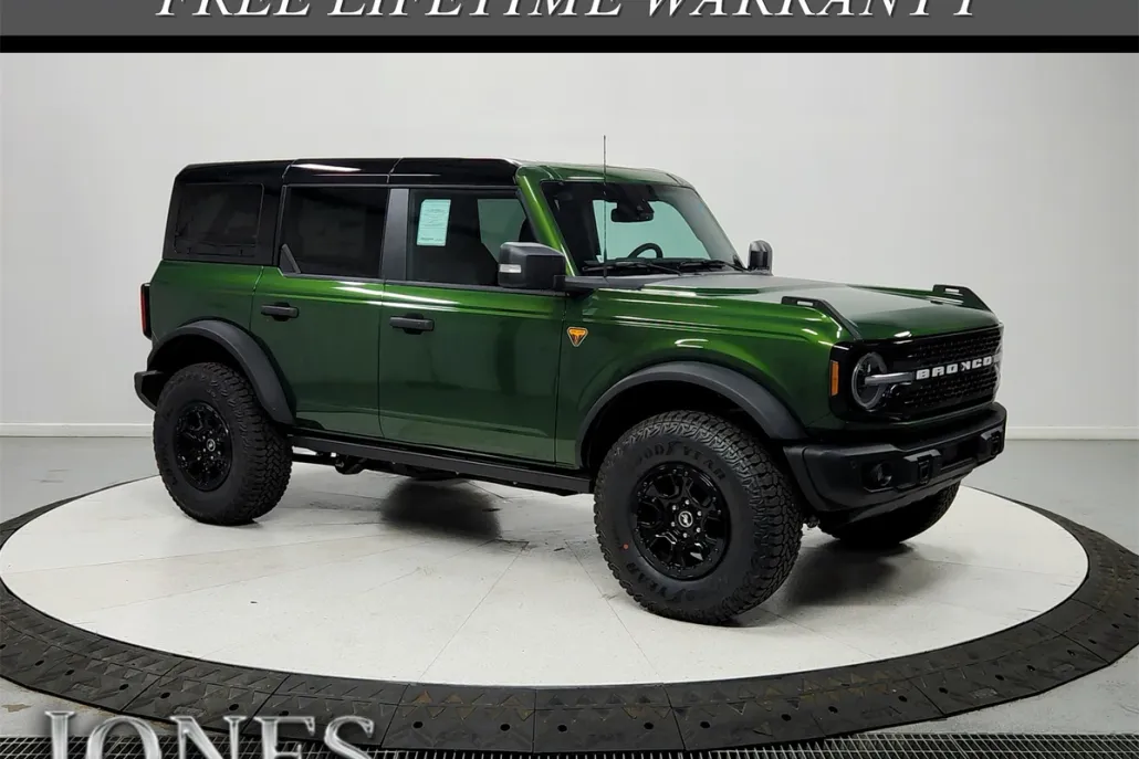 2025 Ford Bronco Badlands photo 1