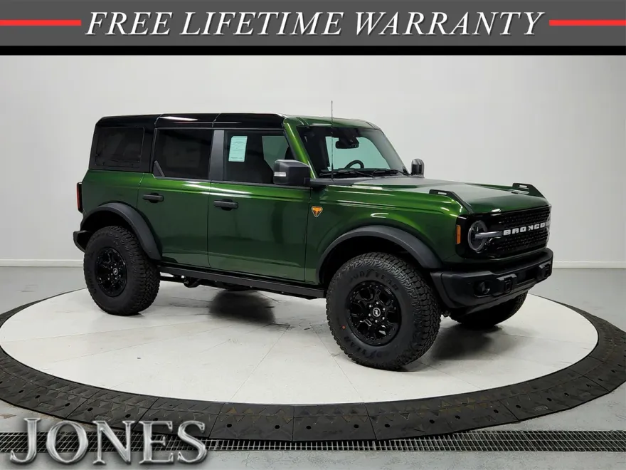 2025 Ford Bronco Badlands photo 1
