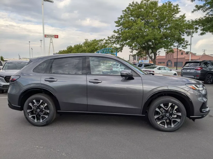 2026 Honda HR-V EX-L photo 1