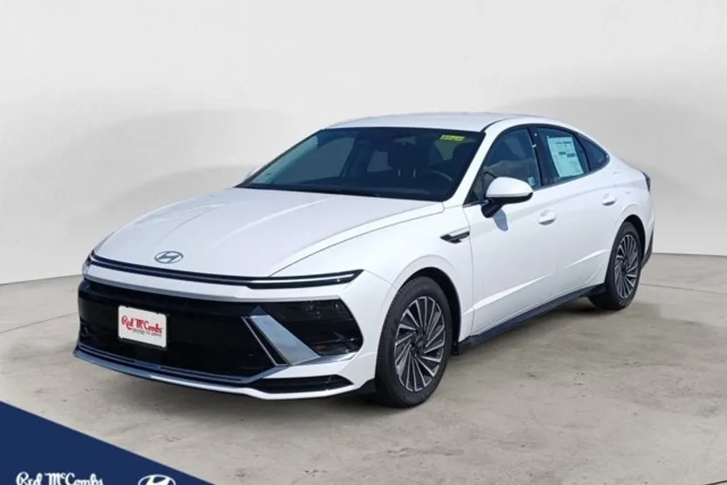 2025 Hyundai Sonata Hybrid SEL photo 1