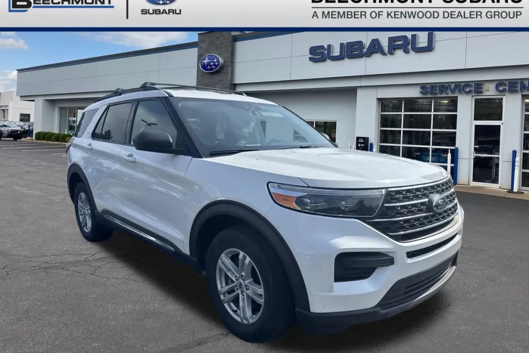 2022 Ford Explorer XLT photo 1