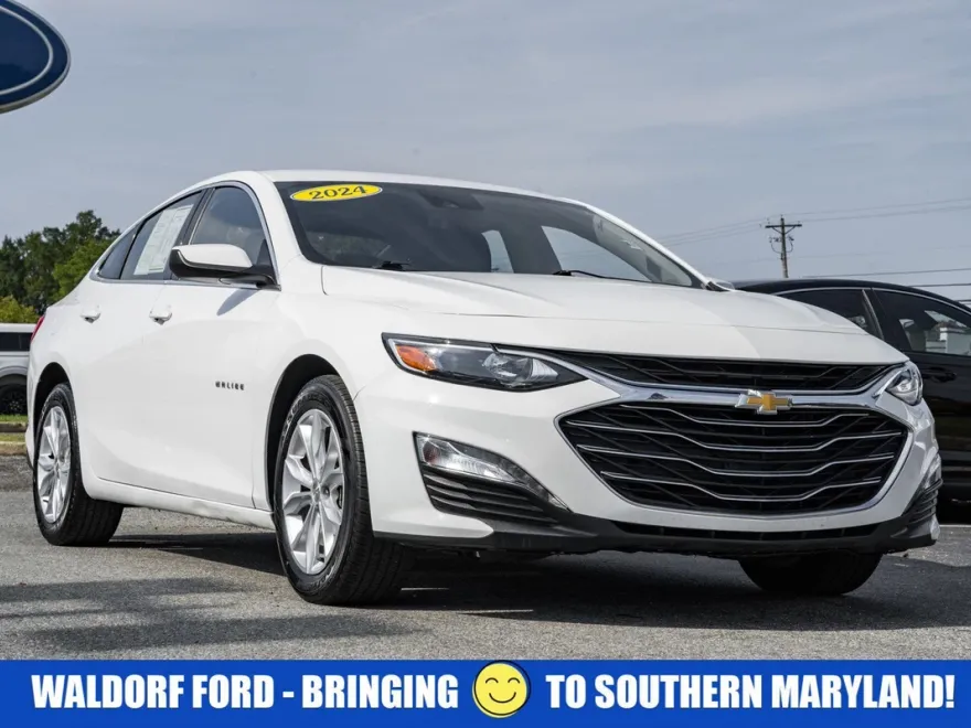 2024 Chevrolet Malibu 1LT photo 1