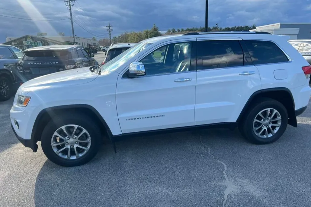2015 Jeep Grand Cherokee Limited photo 1