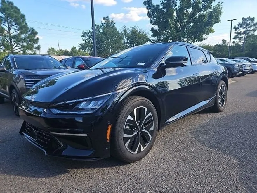 2024 Kia EV6 GT-Line photo 1