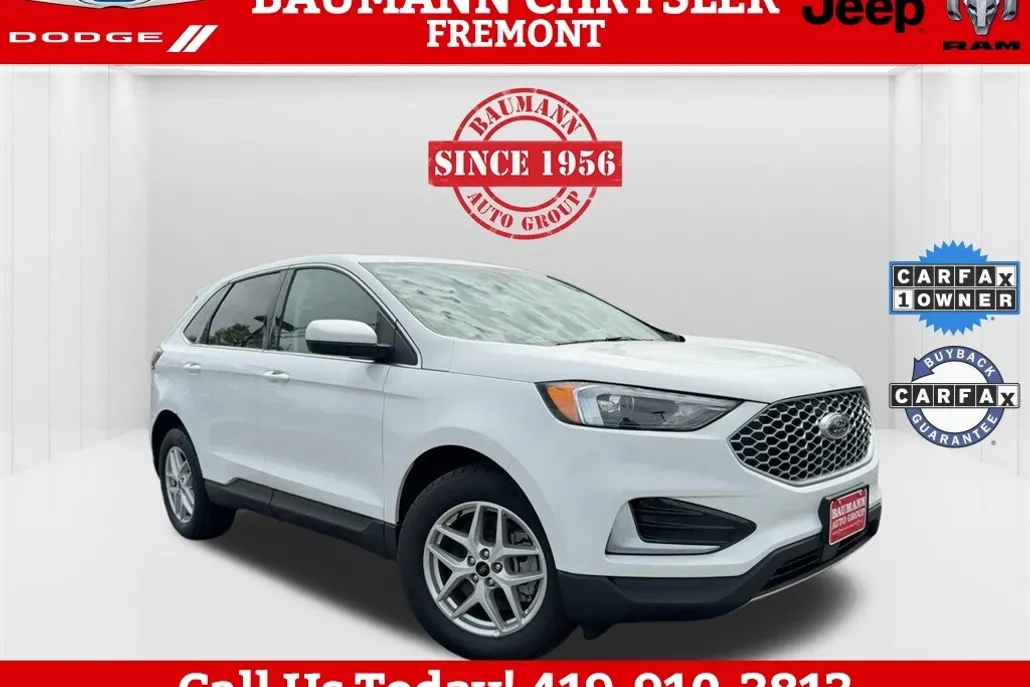 2023 Ford Edge SEL photo 1