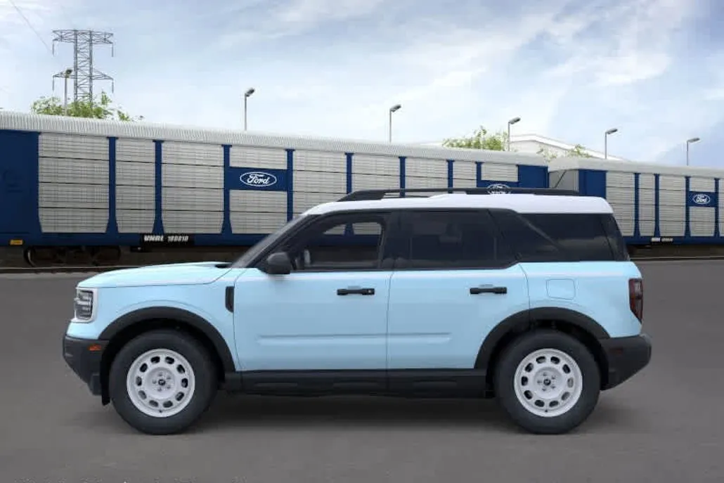 2025 Ford Bronco Sport Heritage photo 1