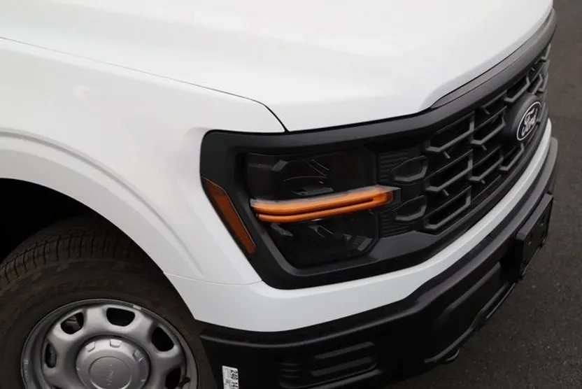 2025 Ford F-150 XL photo 1