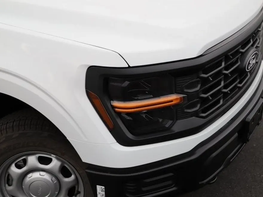 2025 Ford F-150 XL photo 1