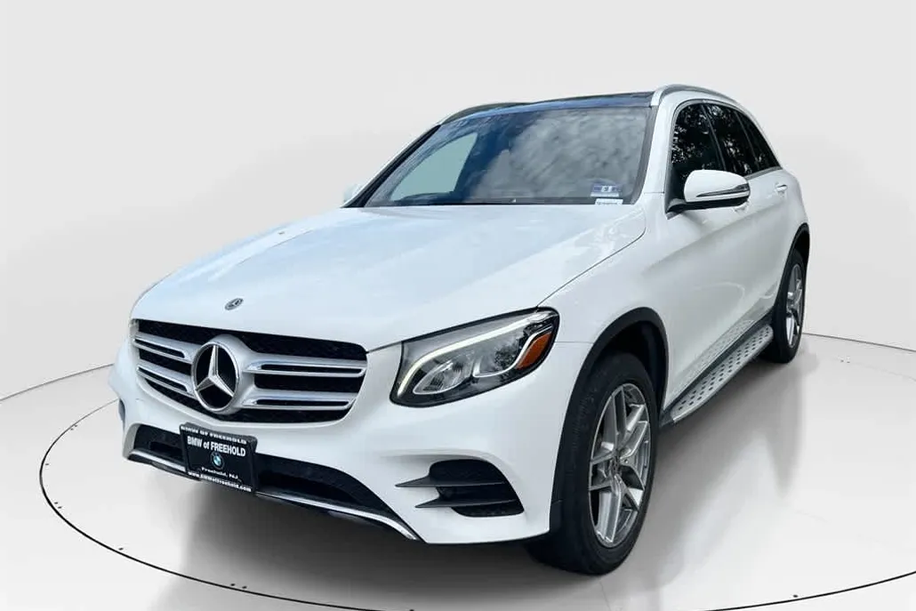 2019 Mercedes Benz GLC 300 4MATIC photo 1