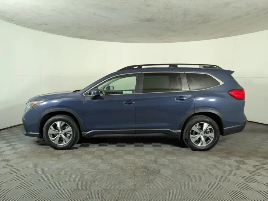 2024 Subaru Ascent Premium photo 1