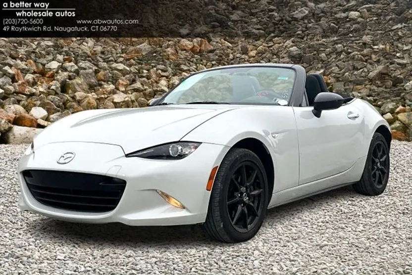 2016 Mazda MX-5 Miata Miata Sport photo 1