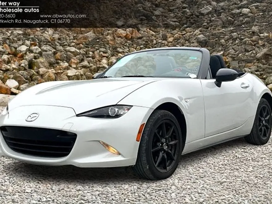 2016 Mazda MX-5 Miata Miata Sport photo 1