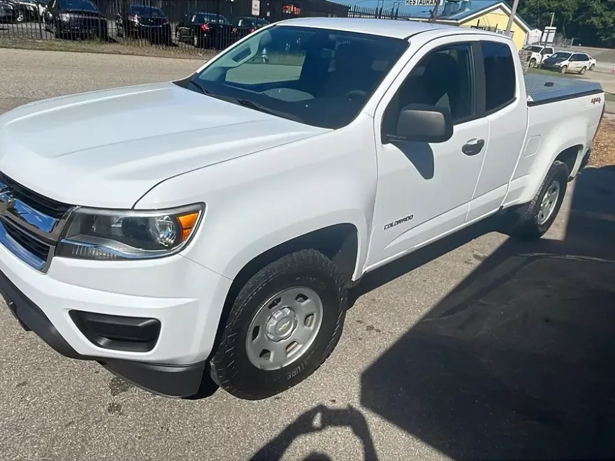 2019 Chevrolet Colorado Work Truck photo 2