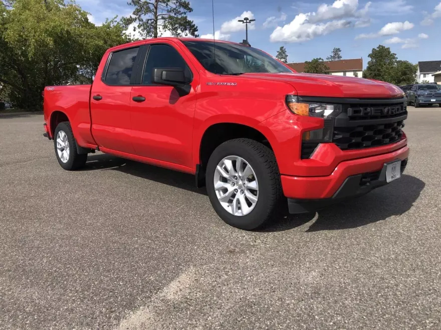 2022 Chevrolet Silverado 1500 photo 1