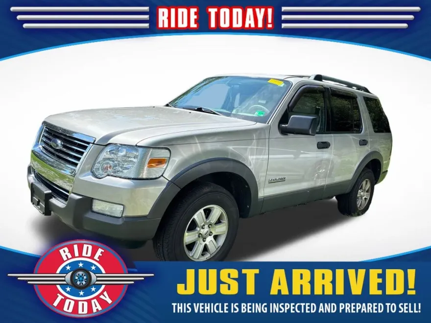 2006 Ford Explorer XLT photo 1