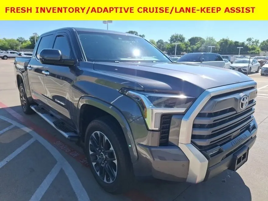 2023 Toyota Tundra Limited photo 1