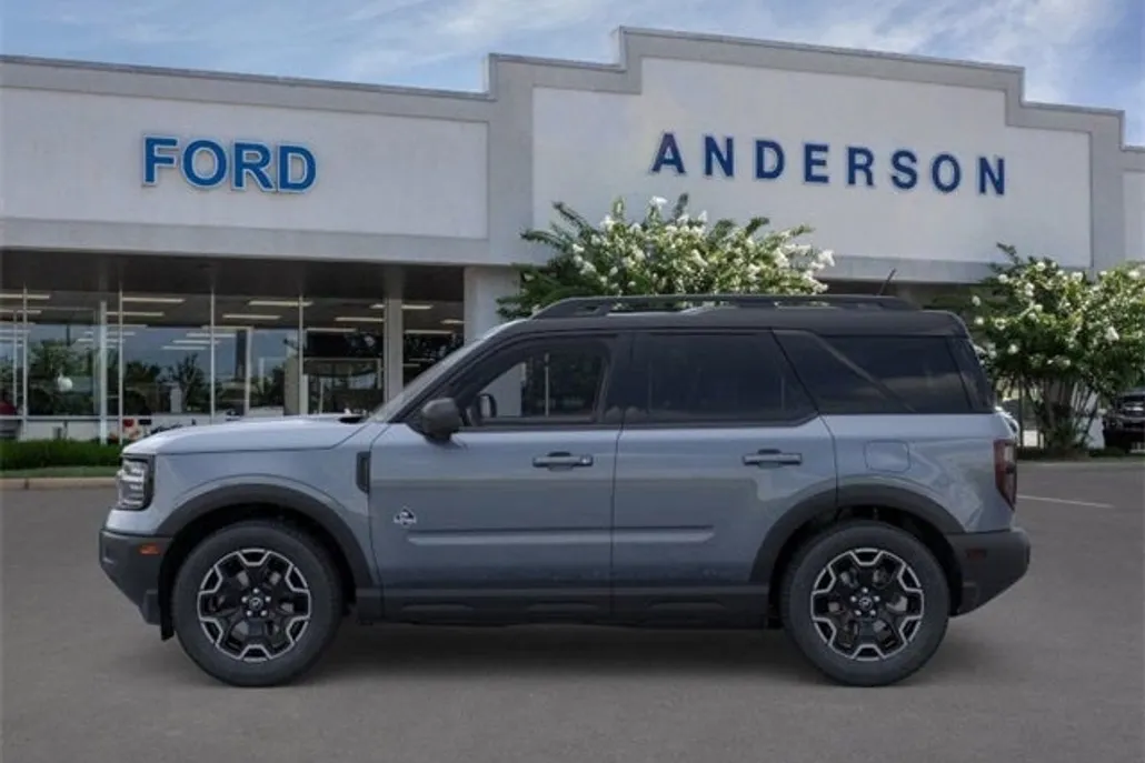 2025 Ford Bronco Sport Outer Banks photo 1