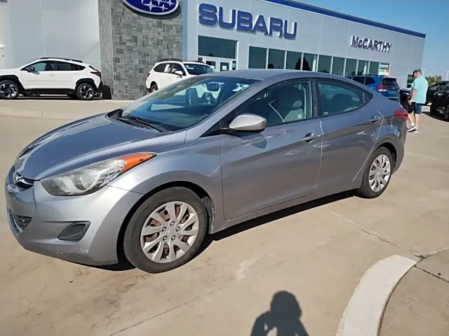2012 Hyundai Elantra GLS photo 1
