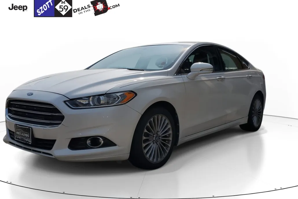 2013 Ford Fusion Titanium photo 1