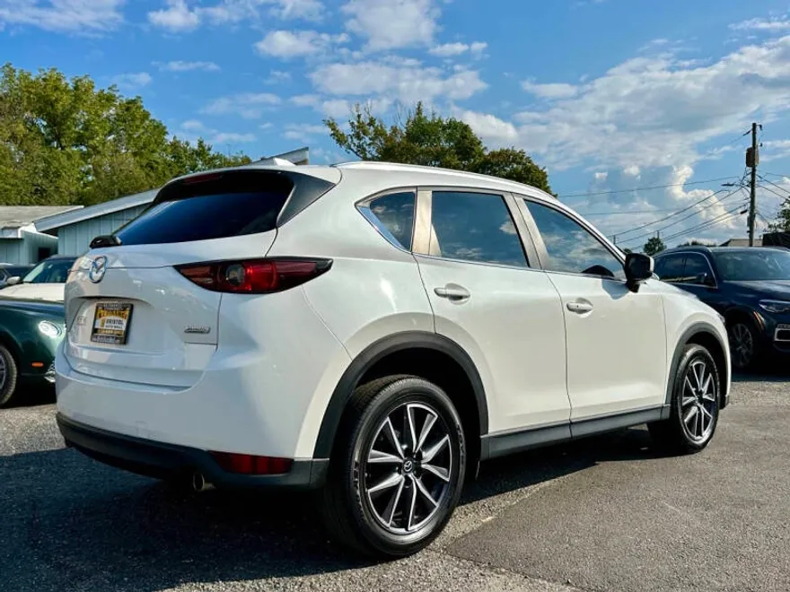 2018 Mazda CX-5 Touring photo 1
