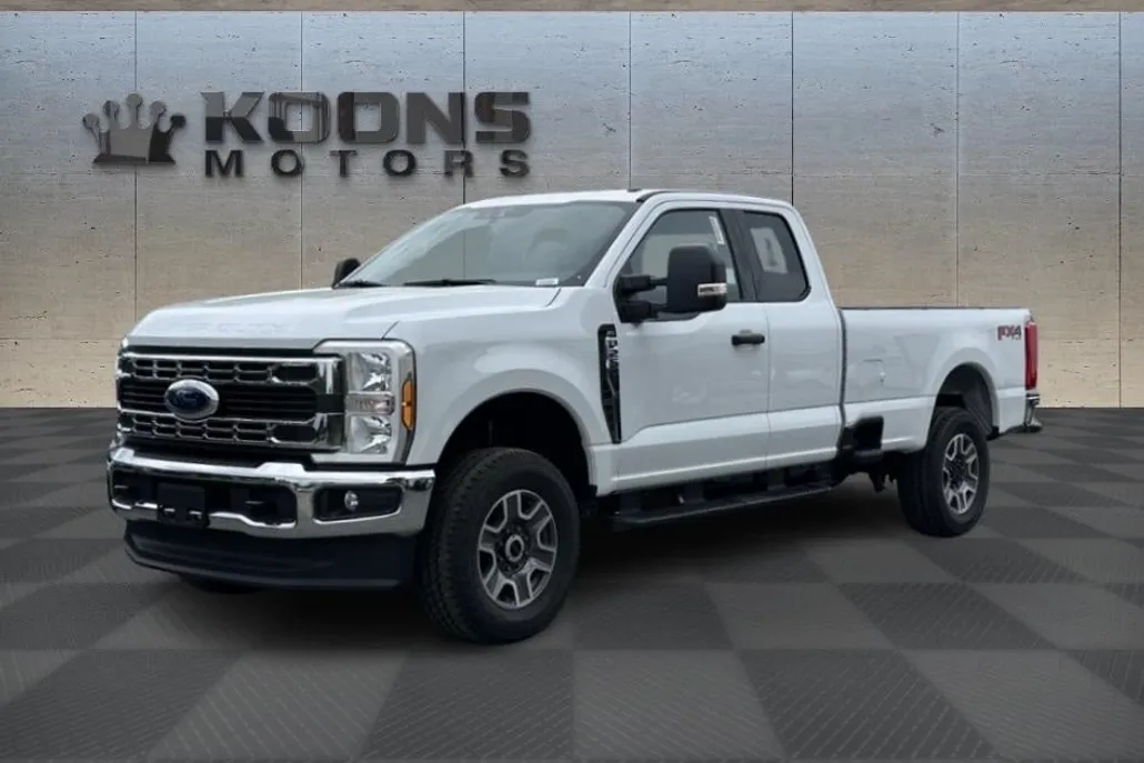 2025 Ford F-250 photo 1