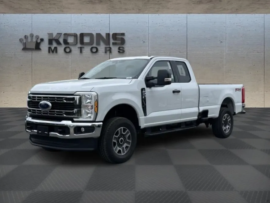 2025 Ford F-250 photo 1