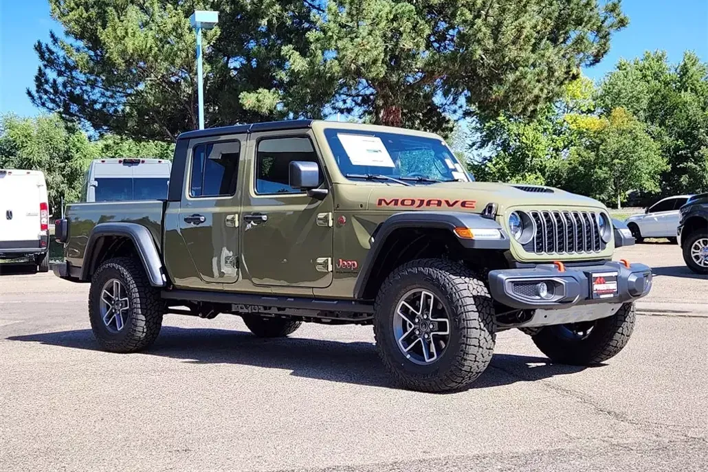 2025 Jeep Gladiator Mojave photo 1