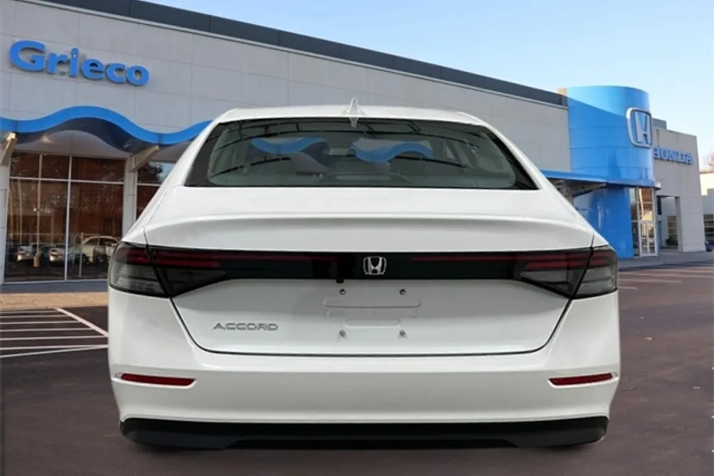 2025 Honda Accord LX photo 1
