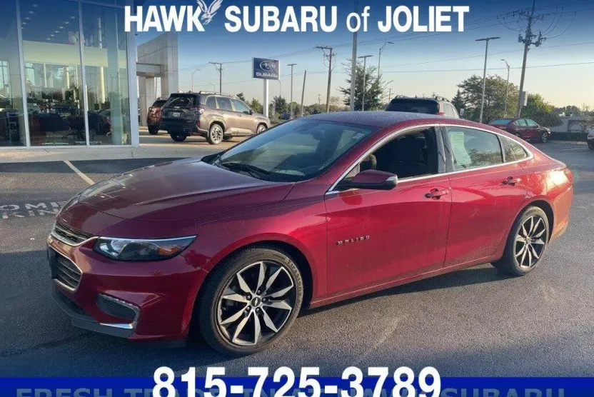 2017 Chevrolet Malibu 1LT photo 1