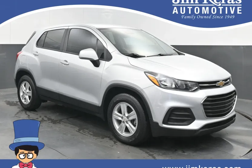 2020 Chevrolet Trax LS photo 1