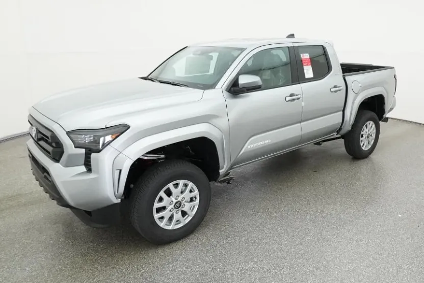2025 Toyota Tacoma SR5 4x4 Double Cab photo 1