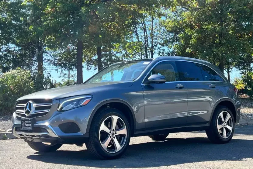 2019 Mercedes Benz GLC 300 4MATIC photo 1
