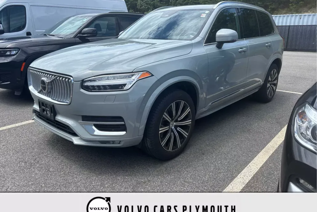 2024 Volvo XC90 B5 Core photo 1