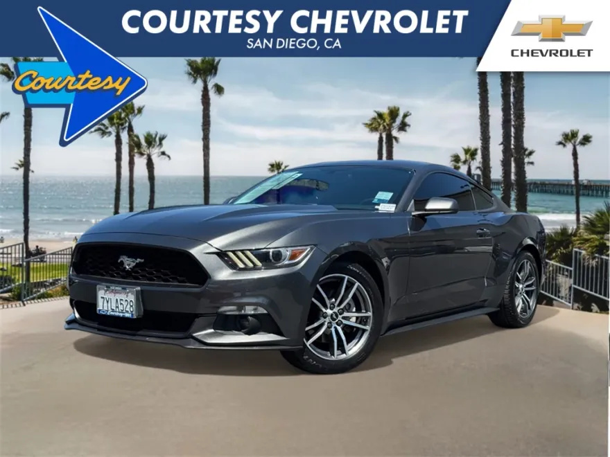 2017 Ford Mustang EcoBoost photo 1