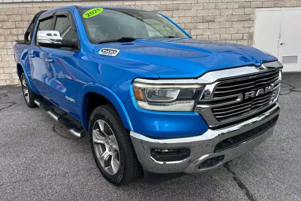 2021 Ram 1500 Laramie photo 1
