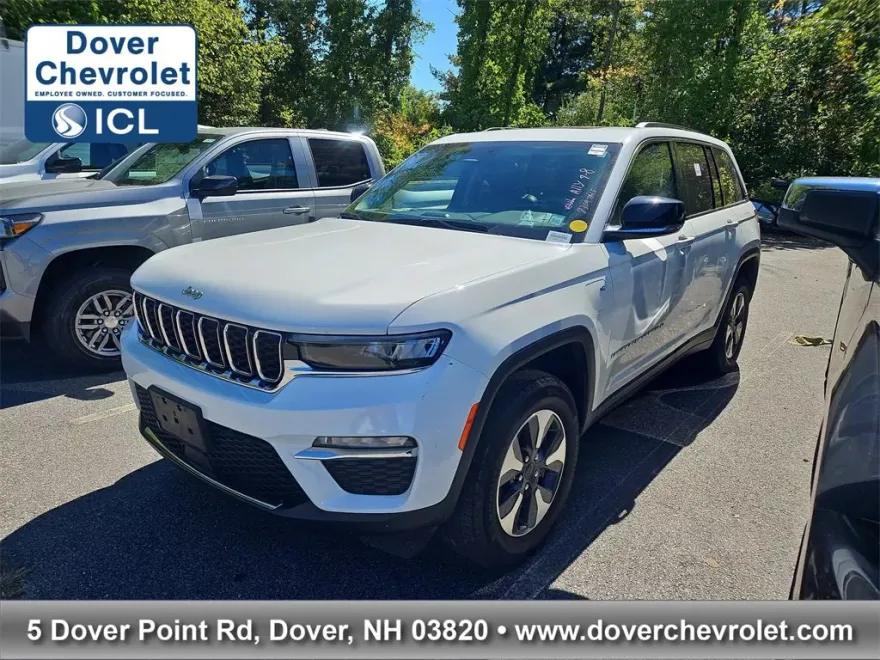 2023 Jeep Cherokee 4xe photo 1