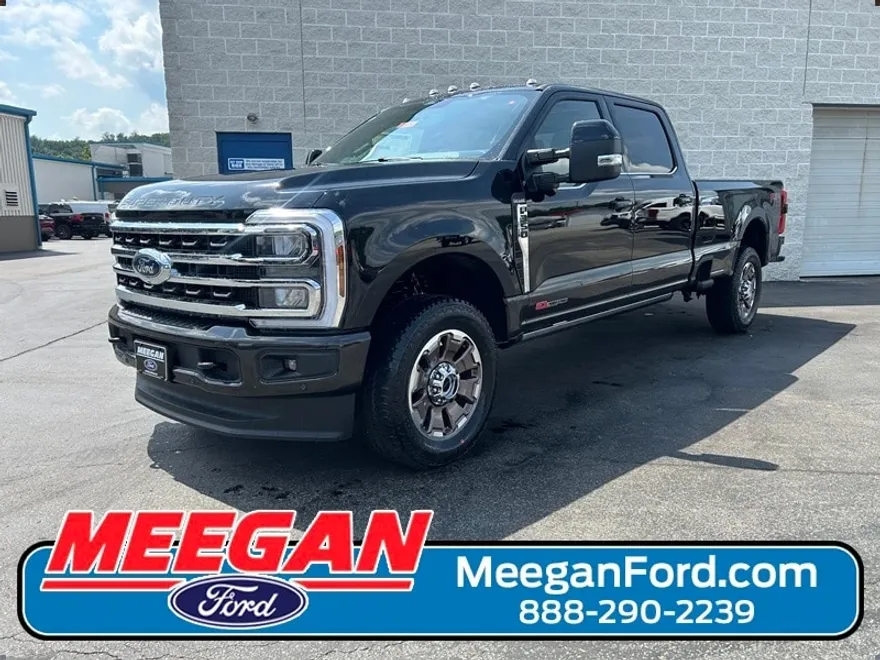 2025 Ford F-350 King Ranch photo 1