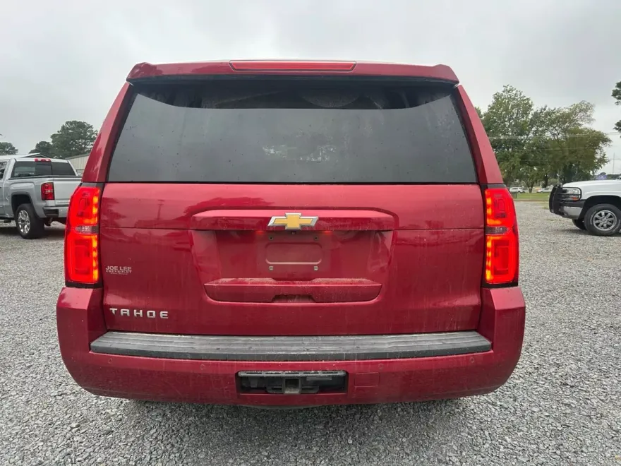 2015 Chevrolet Tahoe LT photo 1