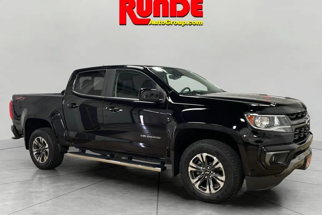 2022 Chevrolet Colorado Z71 photo 1