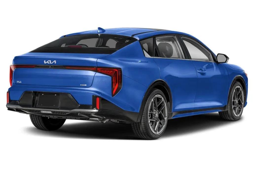 2025 Kia K4 GT-Line photo 1