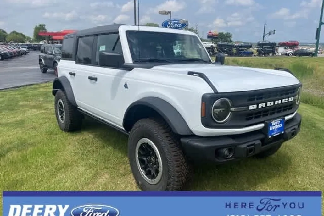 2024 Ford Bronco Black Diamond photo 1