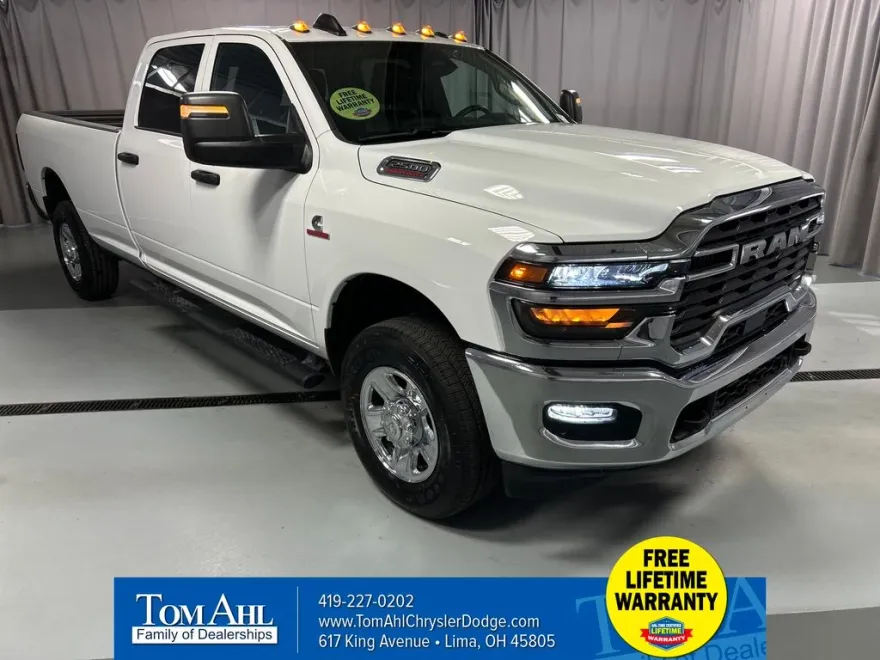 2025 Ram 2500 Tradesman photo 1