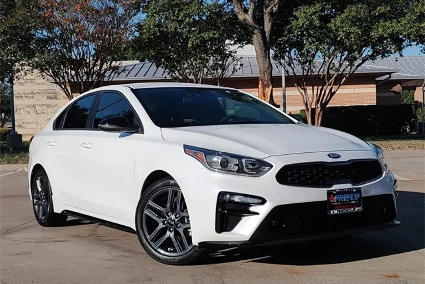 2021 Kia Forte GT-Line photo 1