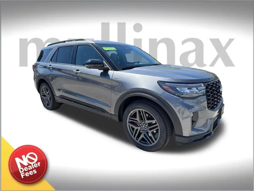 2025 Ford Explorer ST-Line photo 1