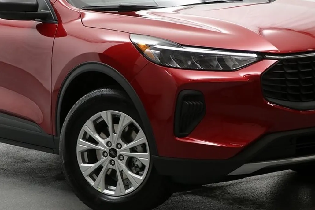 2025 Ford Escape Active photo 1