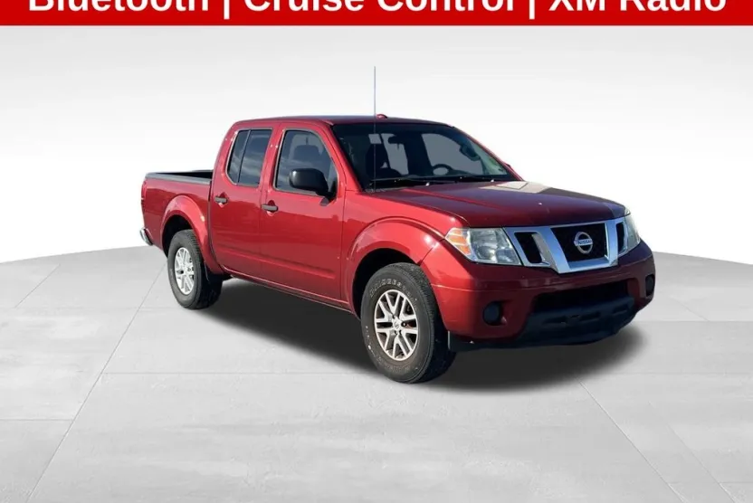 2015 Nissan Frontier SV photo 1
