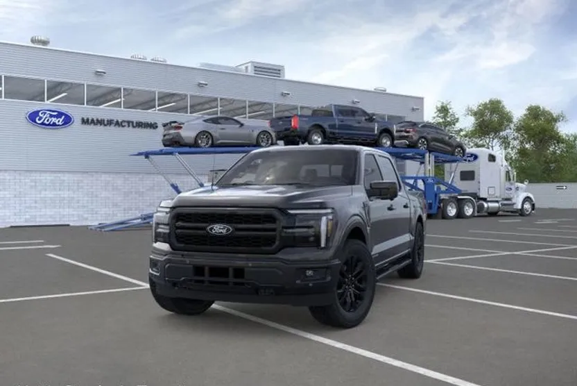 2025 Ford F-150 Lariat photo 1