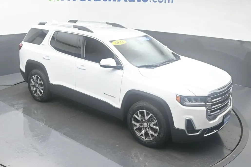 2023 Gmc Acadia SLE photo 1