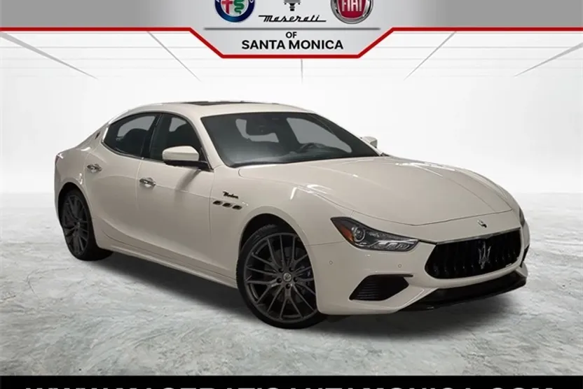 2022 Maserati Ghibli Modena Q4 photo 1