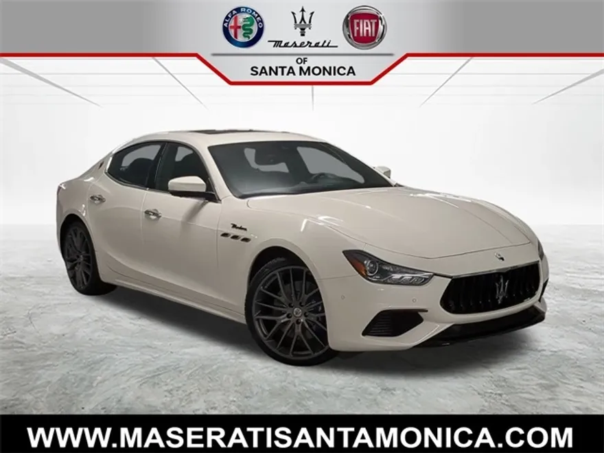 2022 Maserati Ghibli Modena Q4 photo 1